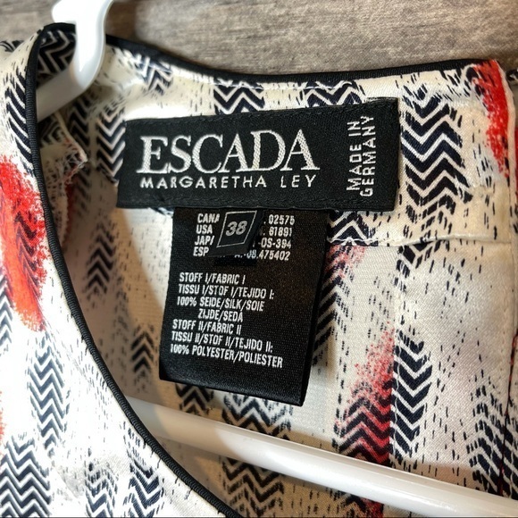 Escada 100% silk blouse size 38 - Picture 3 of 3